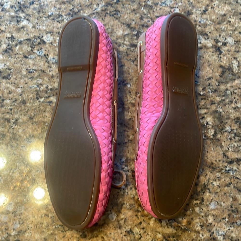 Sperrys Size 9 - Picture 2 of 3